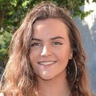 Ainhoa Larrañaga, 25 (TV Actress)