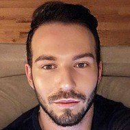 AJ Hastings, 31 (Live.me明星)