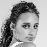 Aja Neinstein, 21 (流行歌手)