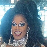 Akashia, 40 (现实之星)