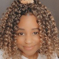 Akeila Collins, 25 (YouTube明星)