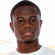 Akili McDowell, 21 (Attore TV)