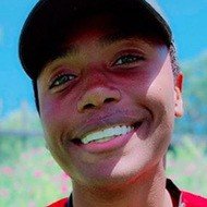 Akira Dubs, 23 (YouTube Star)