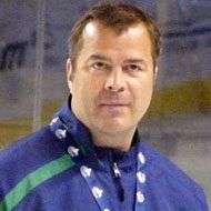 Alain Vigneault, 64 (曲棍球教練)