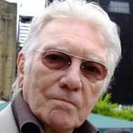 Alan Ford, 87 (电影演员)