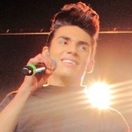 Alan Navarro, 29 (Pop Zangers)