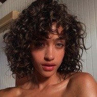 Alanna Arrington, 26 (Người mẫu)