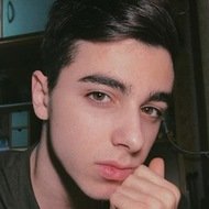 Ale Cutri, 26 (YouTube Star)