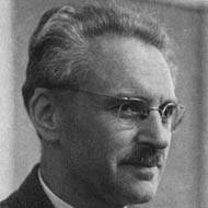 Aleksandr Danilovich Aleksandrov (1912 - 1999) (哲学家)