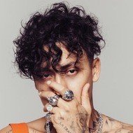 Alemán, 35 (Rapper)