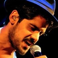 Alessandro Mannarino, 46 (Chanteur de musique du monde)