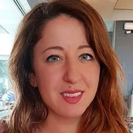 Alessia Siena, 38 (时装设计师)