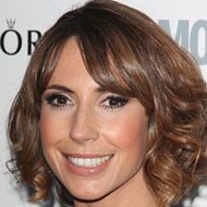 Alex Jones, 46 (Người dẫn chương trình)