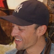 Alex Maleev, 52 (插畫家)