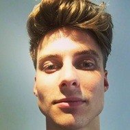 Alex McDonald, 30 (Snapchat明星)
