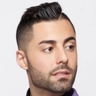 Alex Morton, 34 (Autor de autoajuda)