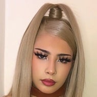 Alex Nickoll, 19 (TikTok Star)