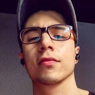 Álex Toledo, 32 (非小说作者)