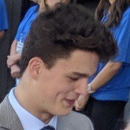 Alex Turcotte, 23 (Jogador De Hóquei)