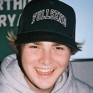 Alex Warren, 25 (YouTube Star)