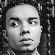 Alex Zurdo, 42 (Ca sĩ)