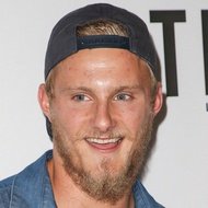 Alexander Ludwig, 33 (Diễn viên điện ảnh)