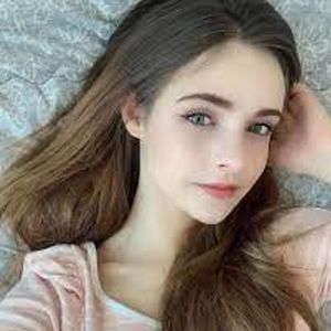 Alexandra Podberezskaja, 25 (Model)