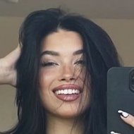 Alexis Braun, 24 (TikTok Star)