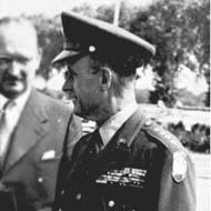Alfred Gruenther (1899 - 1983) (戰爭英雄)