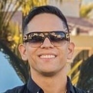 Alfredo Valenzuela, 32 (YouTube-ster)