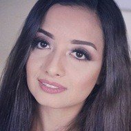 Alia Awwe, 37 (Facebook Star)