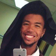 Alic Walls, 27 (Chanteur de gospel)