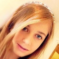 Alice Abrahams, 25 (YouTube Star)