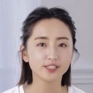 Alice Ko, 40 (Actrice de cinéma)