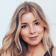 Alice Trewinnard, 35 (YouTube明星)