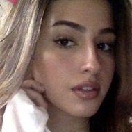 Alina Namazi, 21 (Instagram Star)