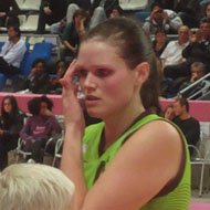 Alison Bales, 40 (Jugador de Baloncesto)