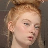 Ally Huebner, 23 (TikTok明星)