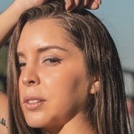 Almendra Novoa Hanssen, 34 (Instagram Star)