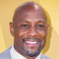 Alonzo Mourning, 54 (Người chơi bóng rổ)
