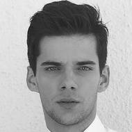 Álvaro Rico, 27 (Attore TV)