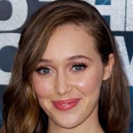 Alycia Debnam-Carey, 30 (電視女演員)