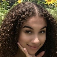 Alyssa Howard, 22 (YouTube Star)