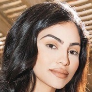 Amanda Carrera, 31 (Instagram Star)