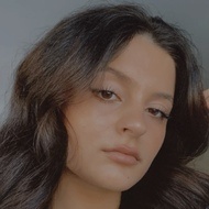 Amanda Cosentino, 22 (TikTok Star)