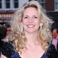 Amanda Foreman, 59 (Nữ diễn viên truyền hình)