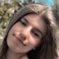 Amanda Treier, 21 (TikTok Star)