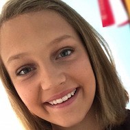 Amanda Trieschman, 22 (YouTube Star)