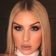 Amarni Skaf, 25 (Pop Singer)
