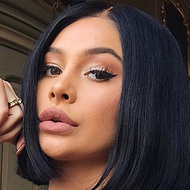 Amber Celine Wattimena, 30 (Ngôi sao Instagram)